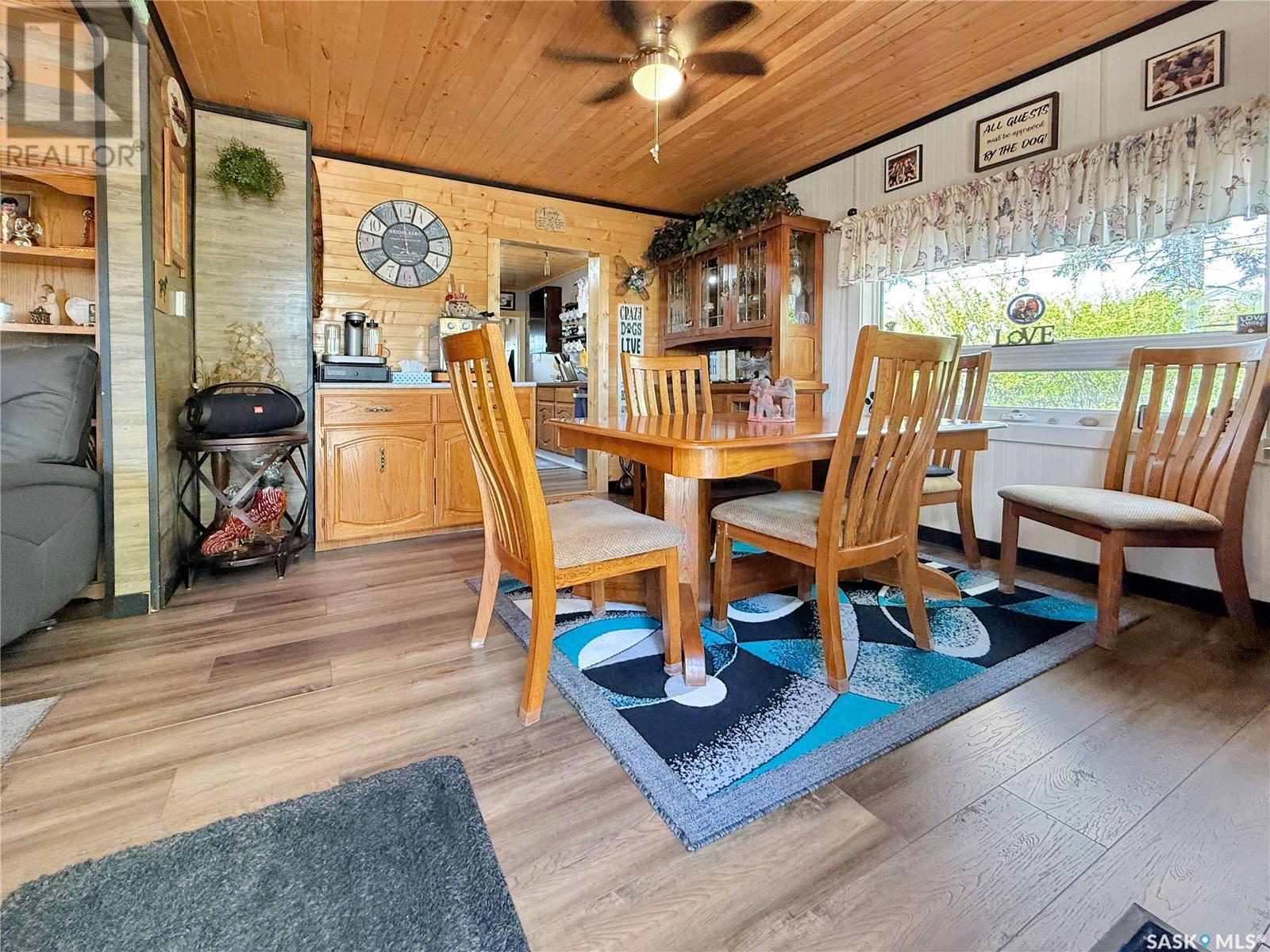 124 South Railway Avenue, Balcarres, Saskatchewan  S0G 0C0 - Photo 9 - SK007854