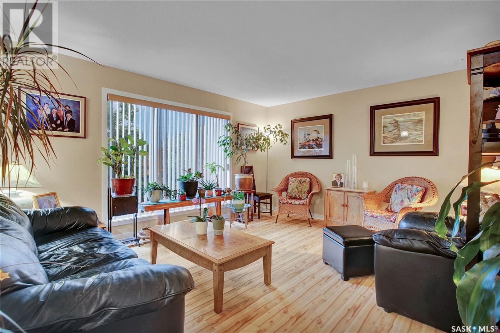 604 5th Avenue S, Warman, Saskatchewan  S0K 4S0 - Photo 4 - SK007637