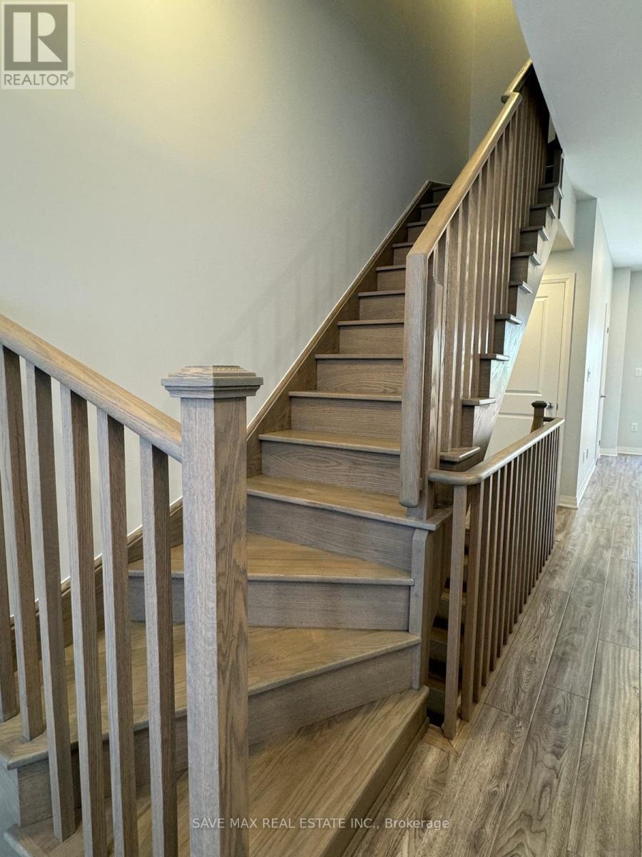1615 Pleasure Valley Path, Oshawa, Ontario  L1G 0E3 - Photo 10 - E12188215