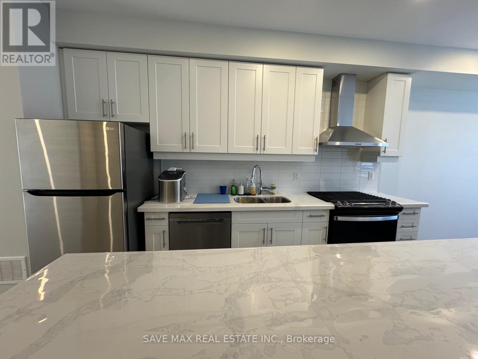 1615 Pleasure Valley Path, Oshawa, Ontario  L1G 0E3 - Photo 11 - E12188215