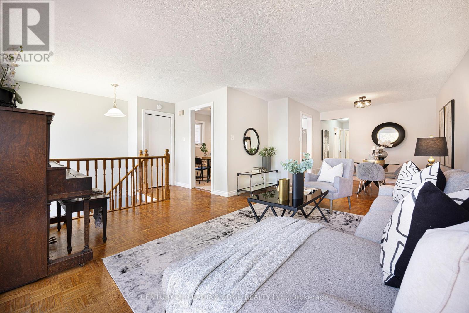 14 Deanscroft Square, Toronto, Ontario  M1E 4W9 - Photo 4 - E12185376