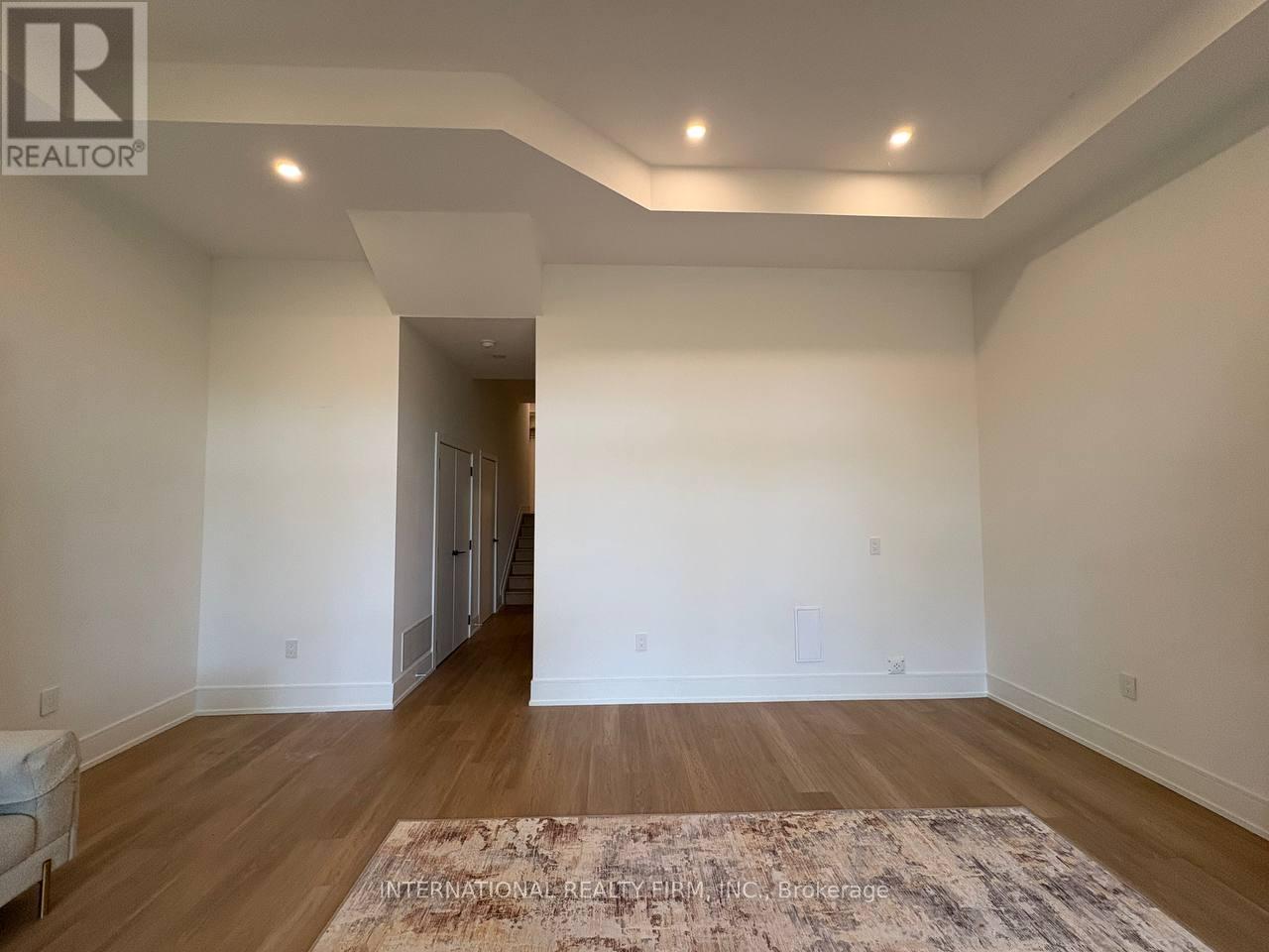 19 Ivy Avenue, Toronto, Ontario  M4L 2H6 - Photo 45 - E12183457
