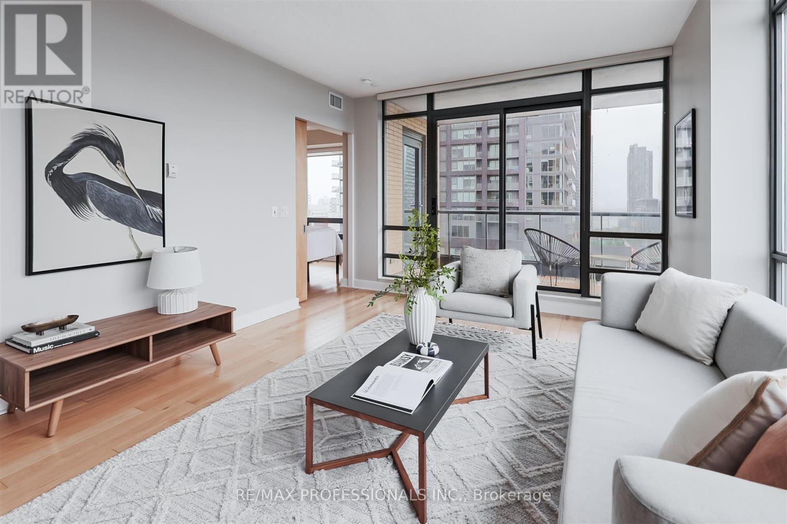 1707 - 438 King Street W, Toronto, Ontario  M5V 3T9 - Photo 13 - C12186034