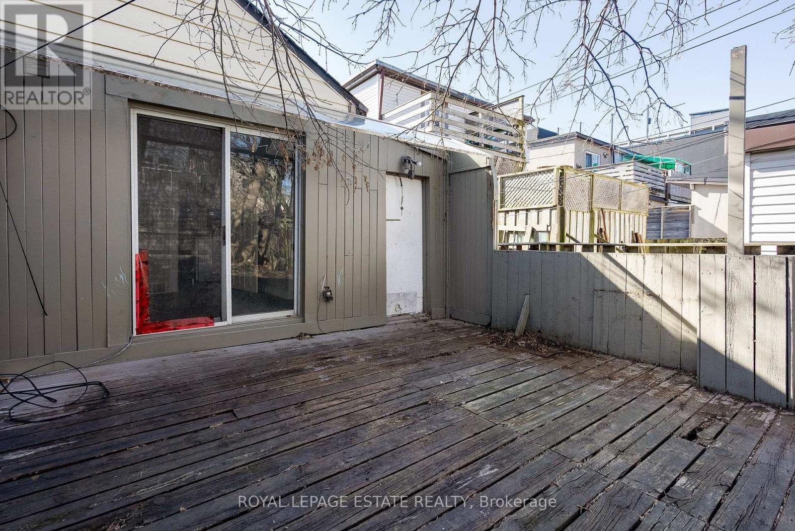 874 Eastern Avenue, Toronto, Ontario  M4L 1A3 - Photo 32 - E12185483