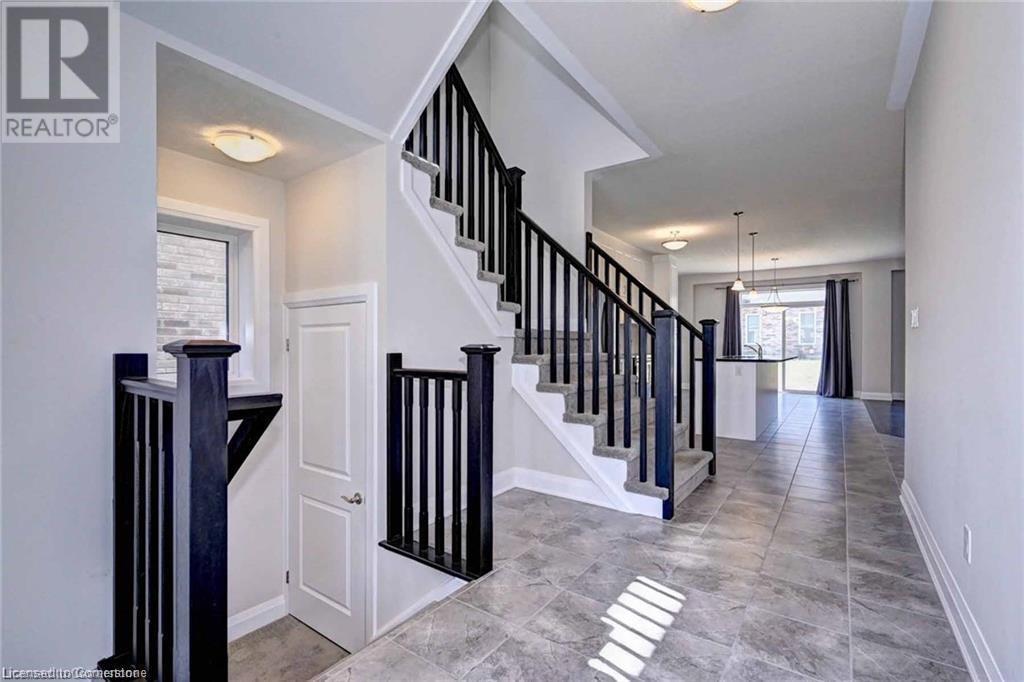592 Blair Creek Drive Unit# A, Kitchener, Ontario  N2P 0E6 - Photo 4 - 40734471
