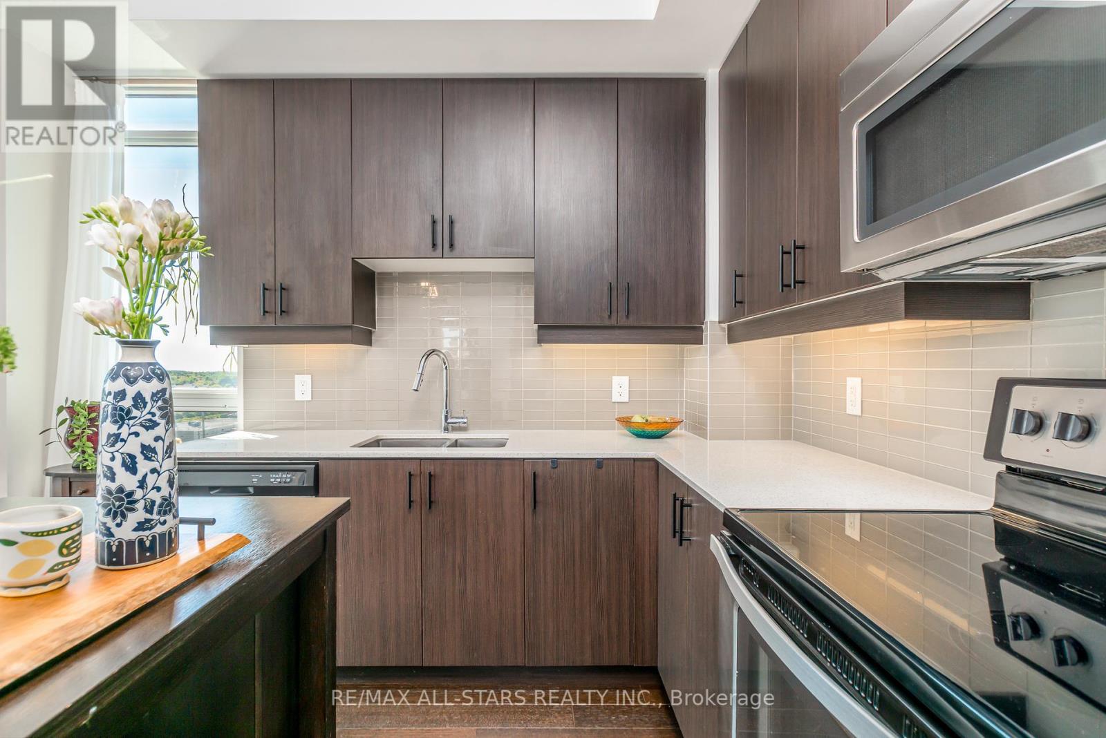 911 - 9582 Markham Road, Markham, Ontario  L6E 0T4 - Photo 4 - N12188209