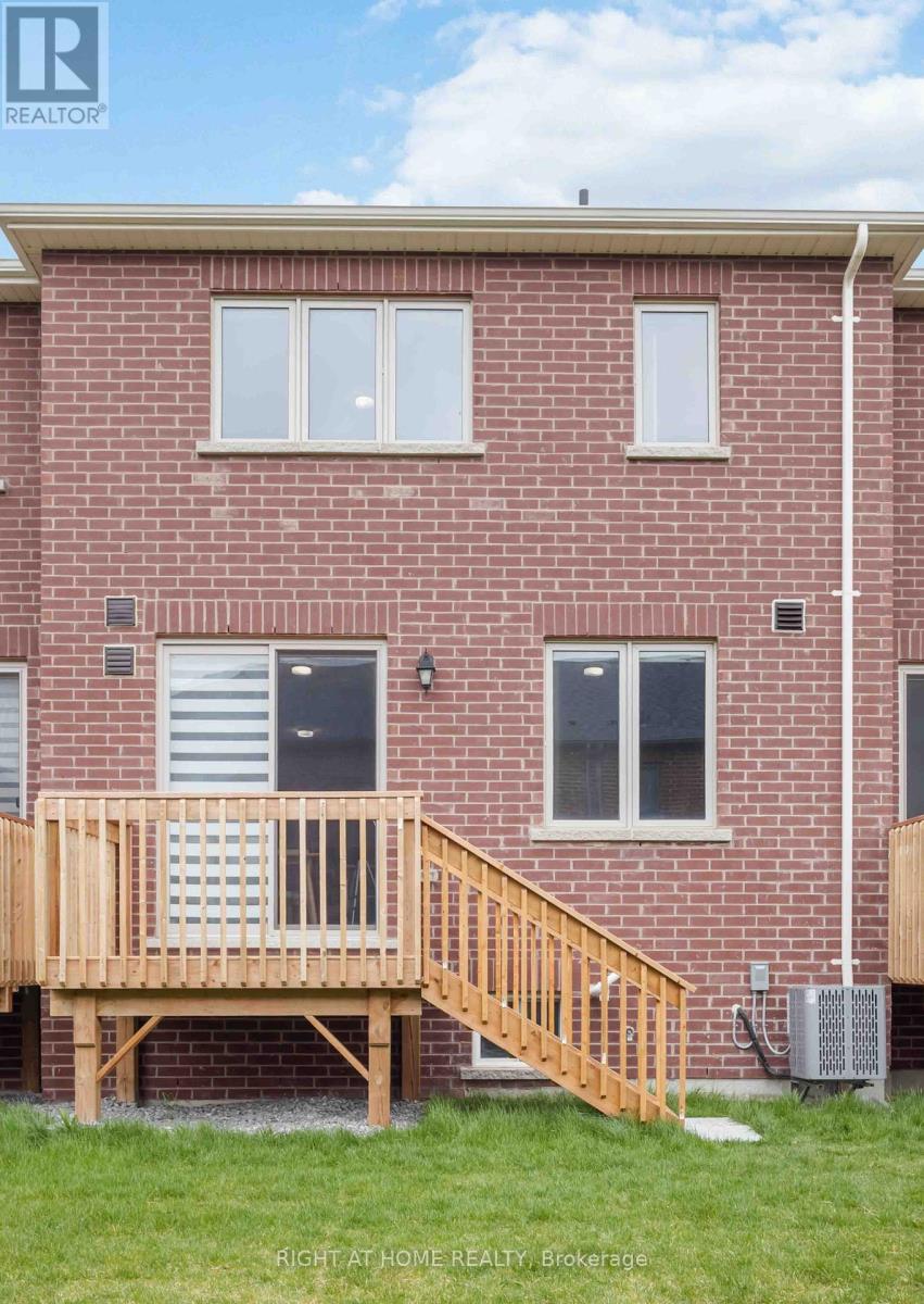 2020 Cameron Lott Crescent, Oshawa, Ontario  L1L 0S1 - Photo 30 - E12185649