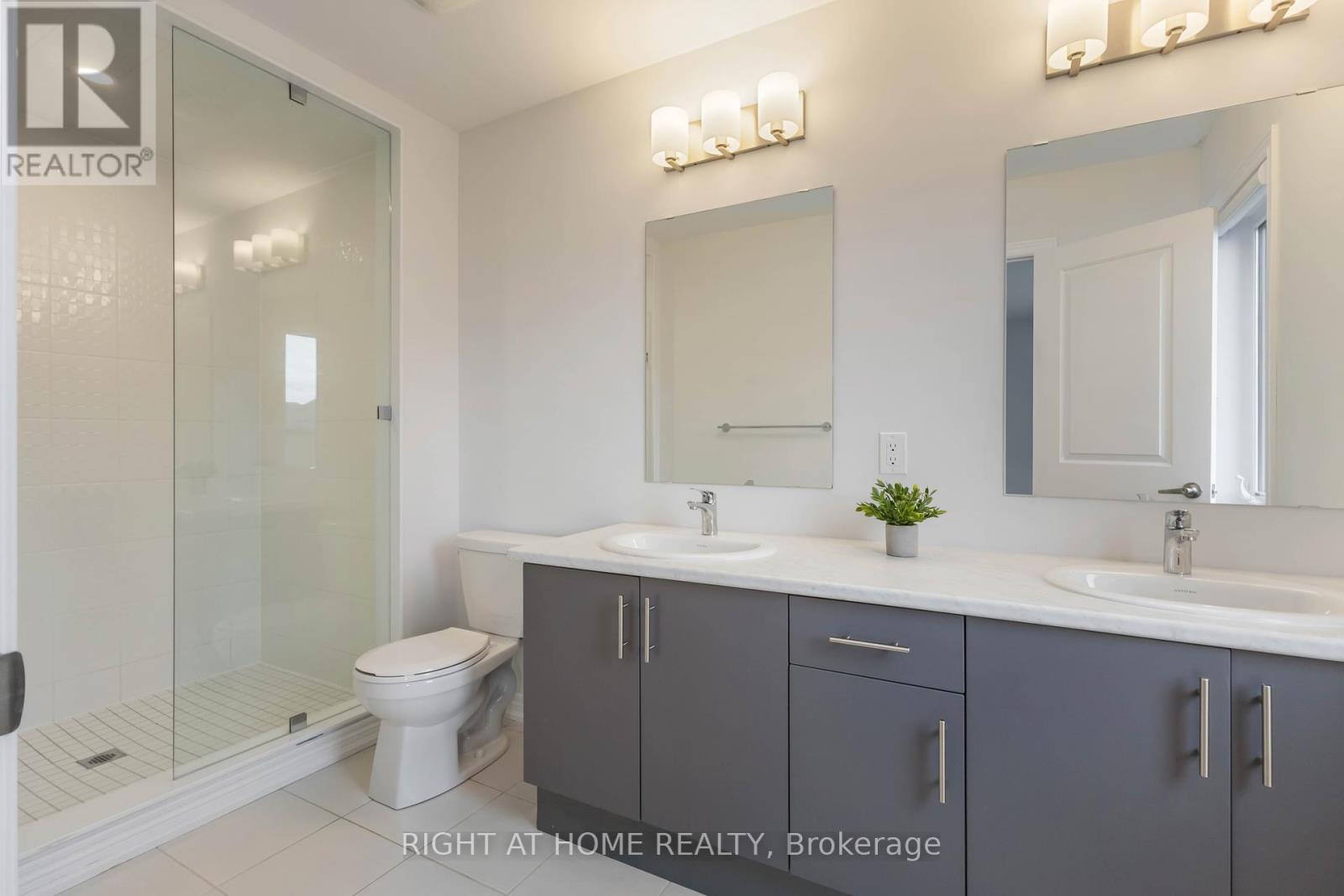 2020 Cameron Lott Crescent, Oshawa, Ontario  L1L 0S1 - Photo 21 - E12185649