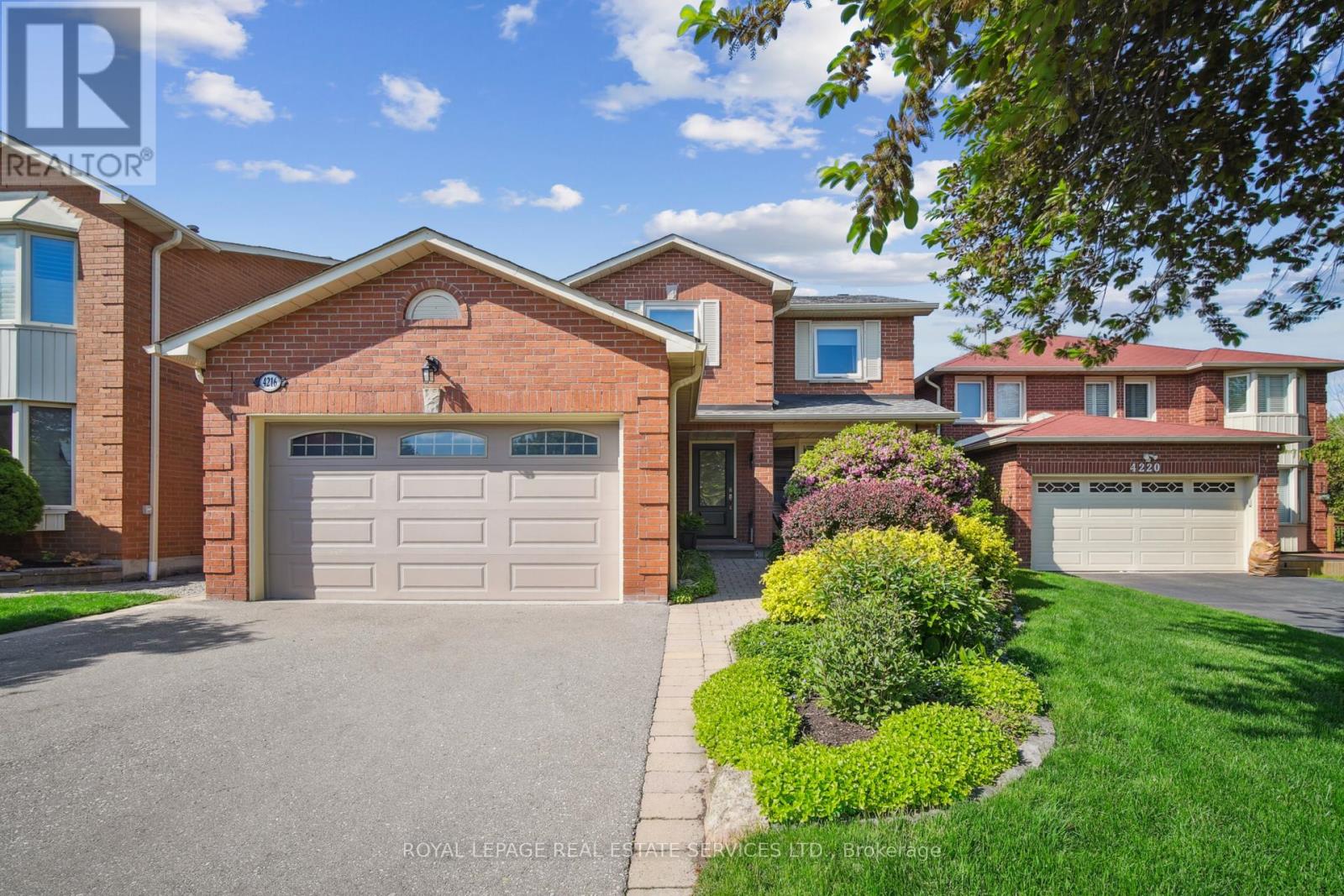 4216 Petersburg Crescent, Mississauga (Rathwood), Ontario  L4Z 2T3 - Photo 2 - W12188220