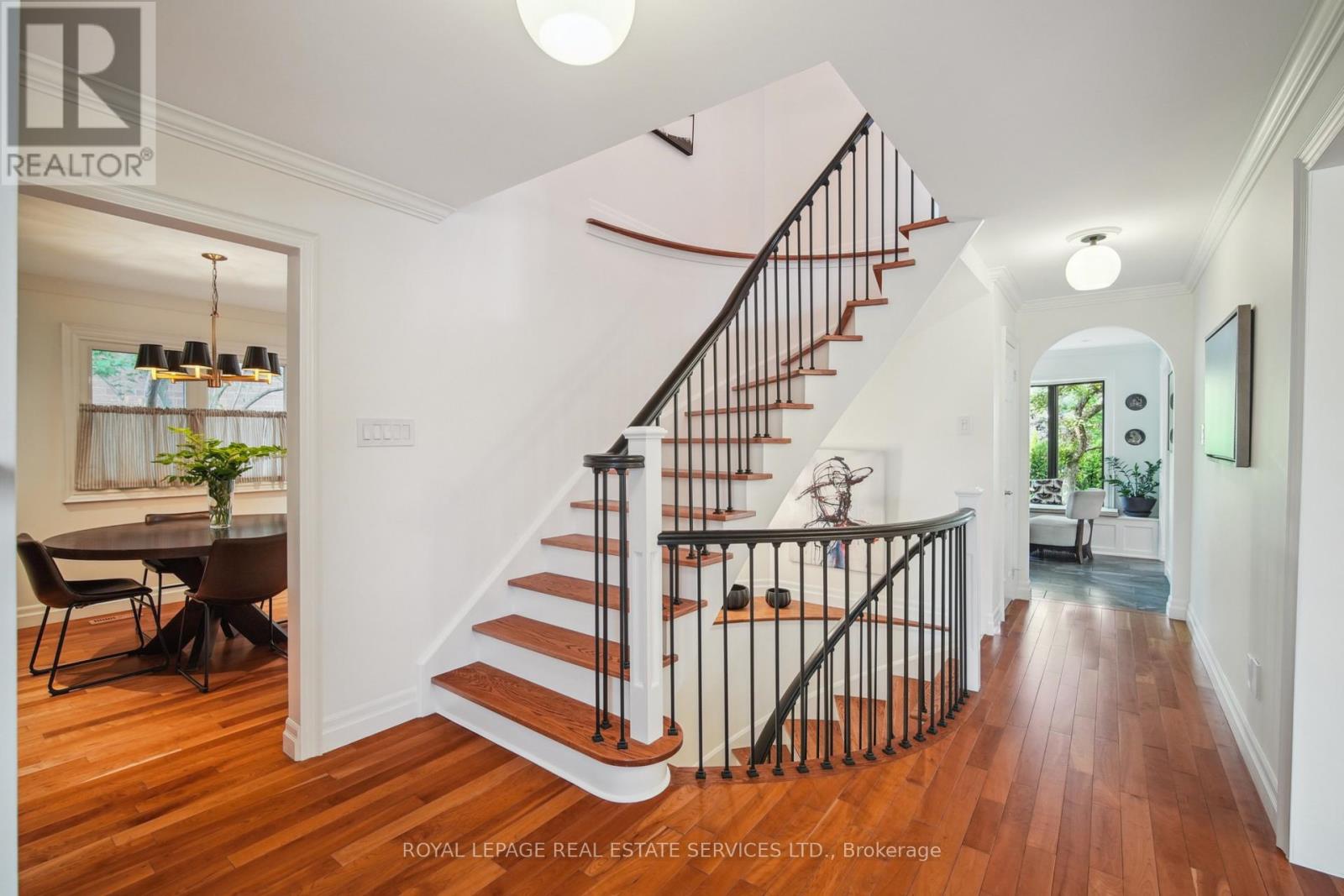 4216 Petersburg Crescent, Mississauga (Rathwood), Ontario  L4Z 2T3 - Photo 3 - W12188220