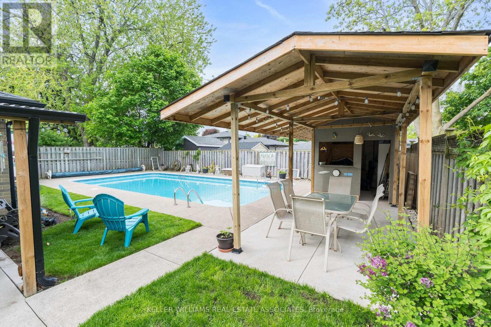 67 Moore Park Crescent, Halton Hills (Georgetown), Ontario  L7G 2T5 - Photo 36 - W12188226