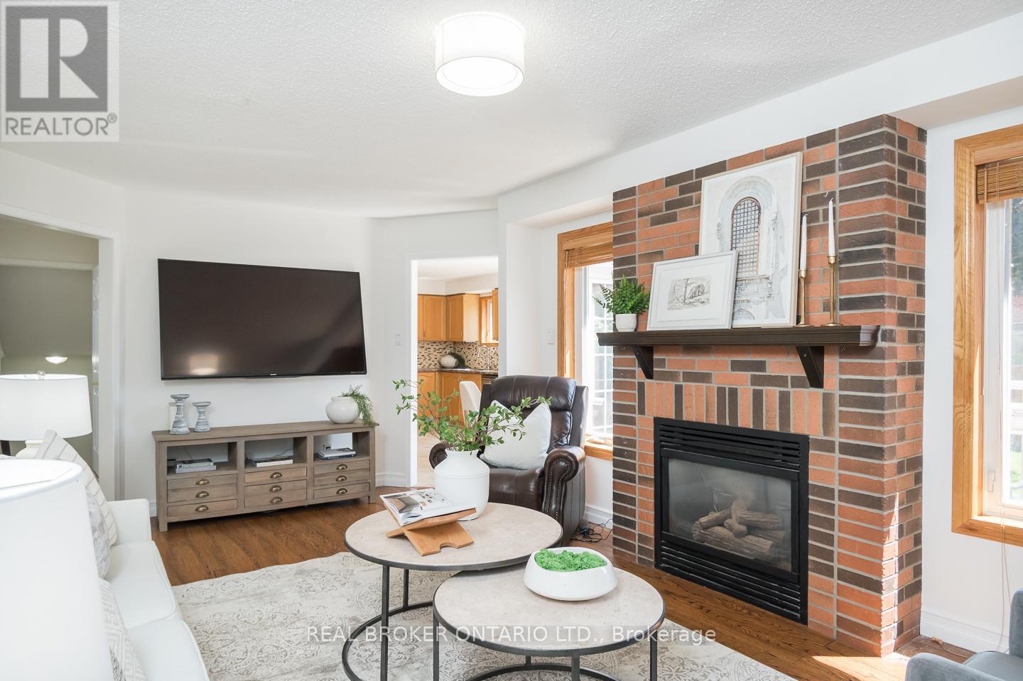 3751 Bishop Strachan Court, Mississauga (Lisgar), Ontario  L5N 6N9 - Photo 16 - W12188234