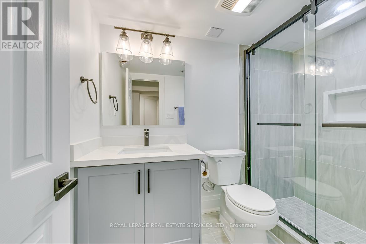 1097 Grandeur Crescent, Oakville, Ontario  L6H 4B4 - Photo 38 - W12188271