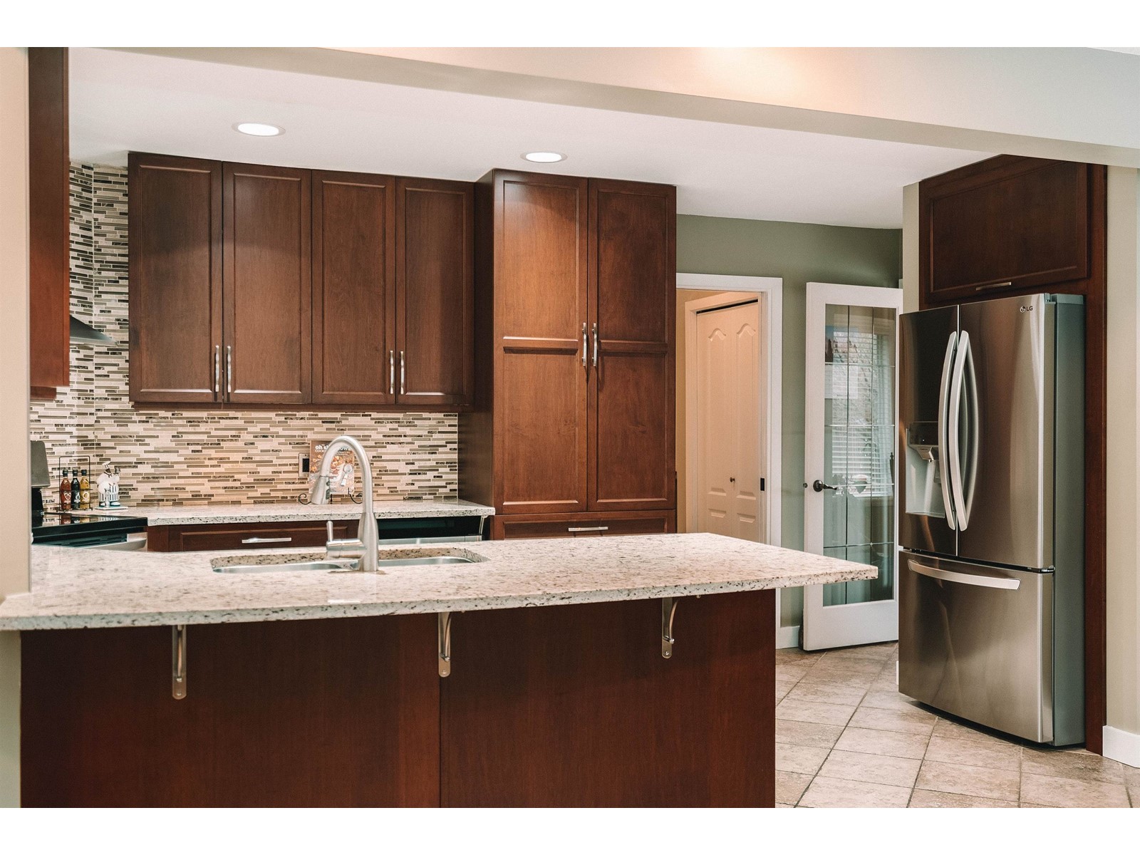 14832 83 Avenue, Surrey, British Columbia  V3S 7S1 - Photo 5 - R3009589