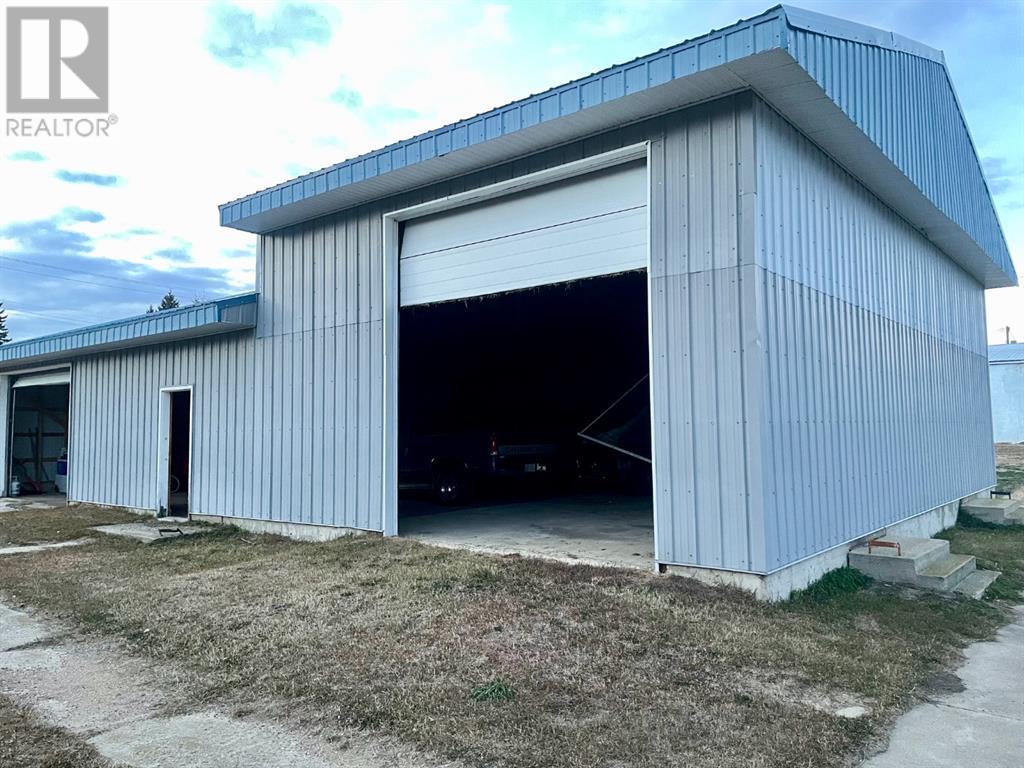 Property at 4904 51 Street image 3