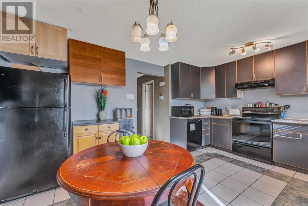 Property at 55 Penworth Close SE image 5