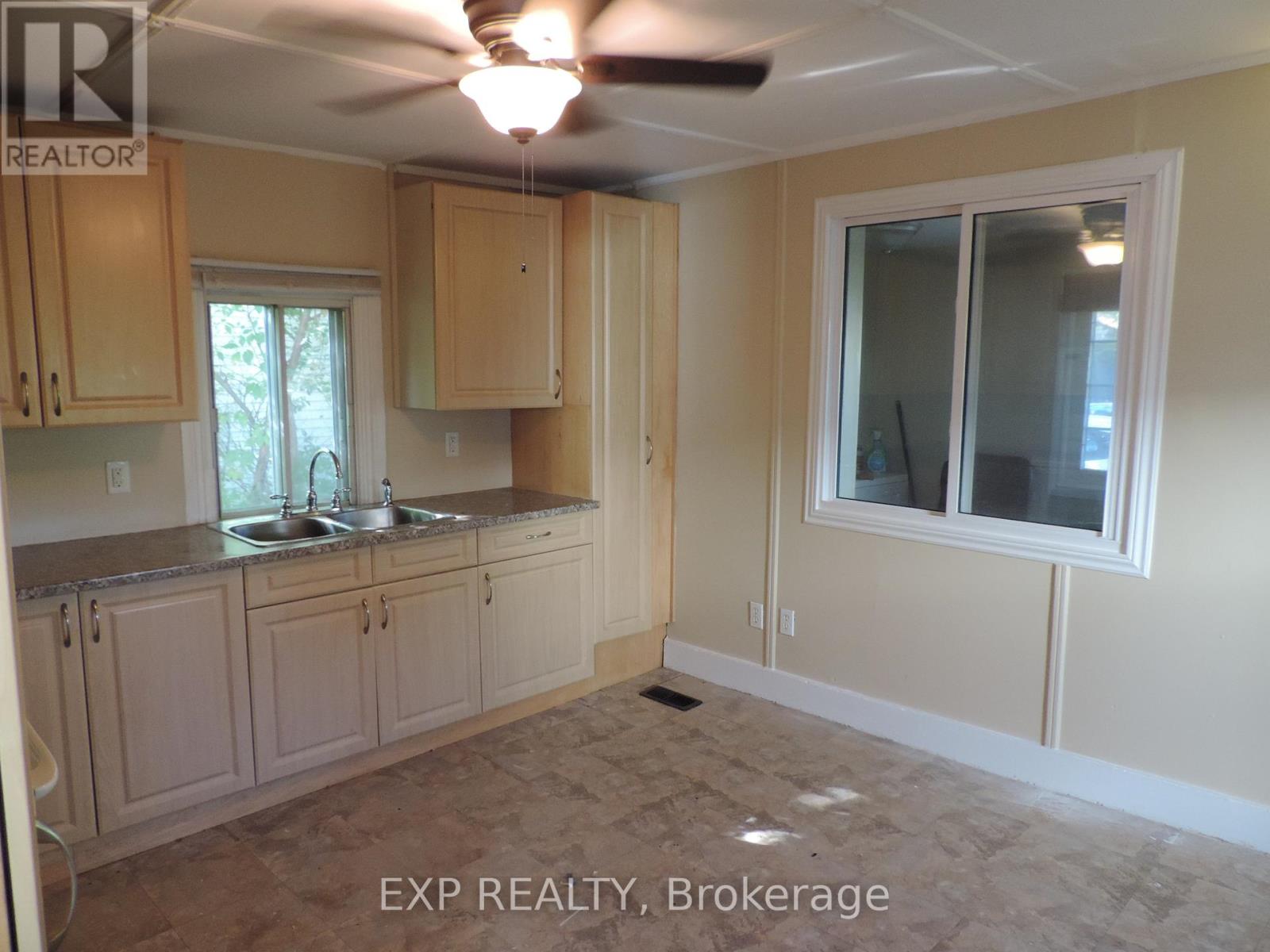 231 Water Street W, Cornwall, Ontario  K6J 1A4 - Photo 8 - X12188238
