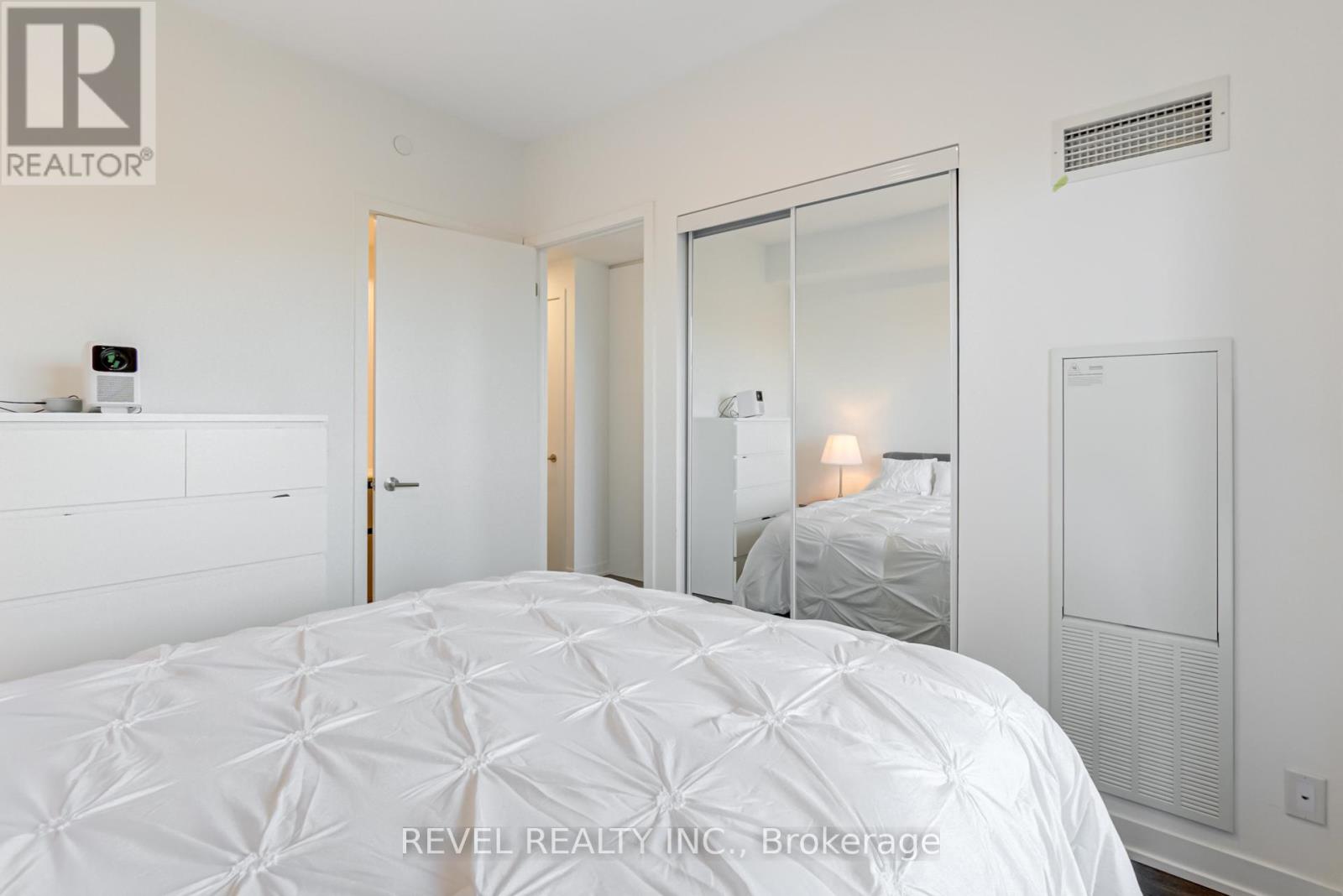 404 - 7950 Bathurst Street, Vaughan, Ontario  L4J 0L4 - Photo 19 - N12185490