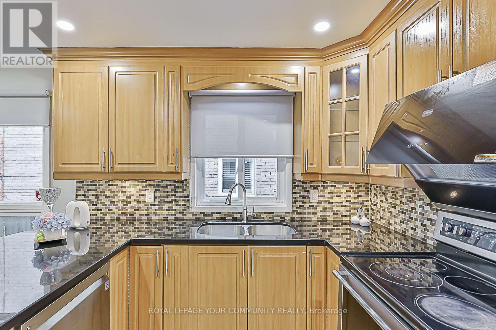 120 Chloe Crescent, Markham, Ontario  L3S 2J1 - Photo 14 - N12185574