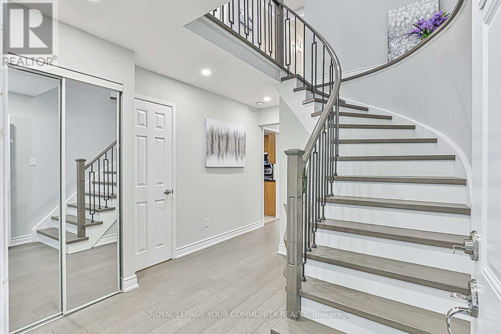 120 Chloe Crescent, Markham, Ontario  L3S 2J1 - Photo 2 - N12185574