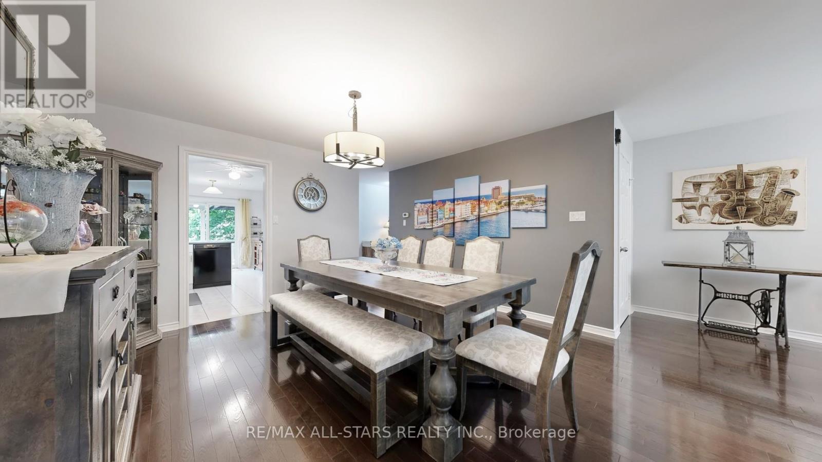 6 Forsythe Drive, Uxbridge, Ontario  L9P 1V7 - Photo 6 - N12185633