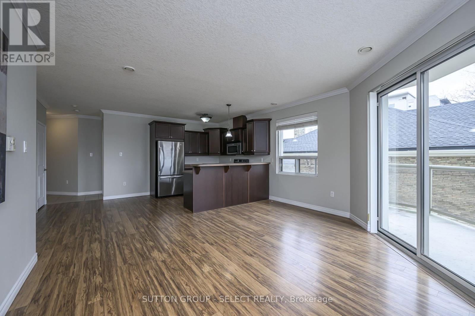 306 - 435 COLBORNE STREET, London East, Ontario