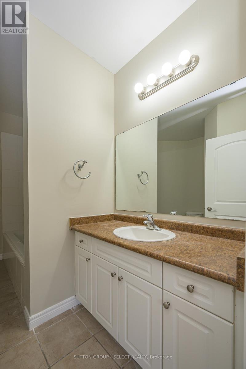 306 - 435 Colborne Street, London East, Ontario  N6B 2T2 - Photo 10 - X12185391
