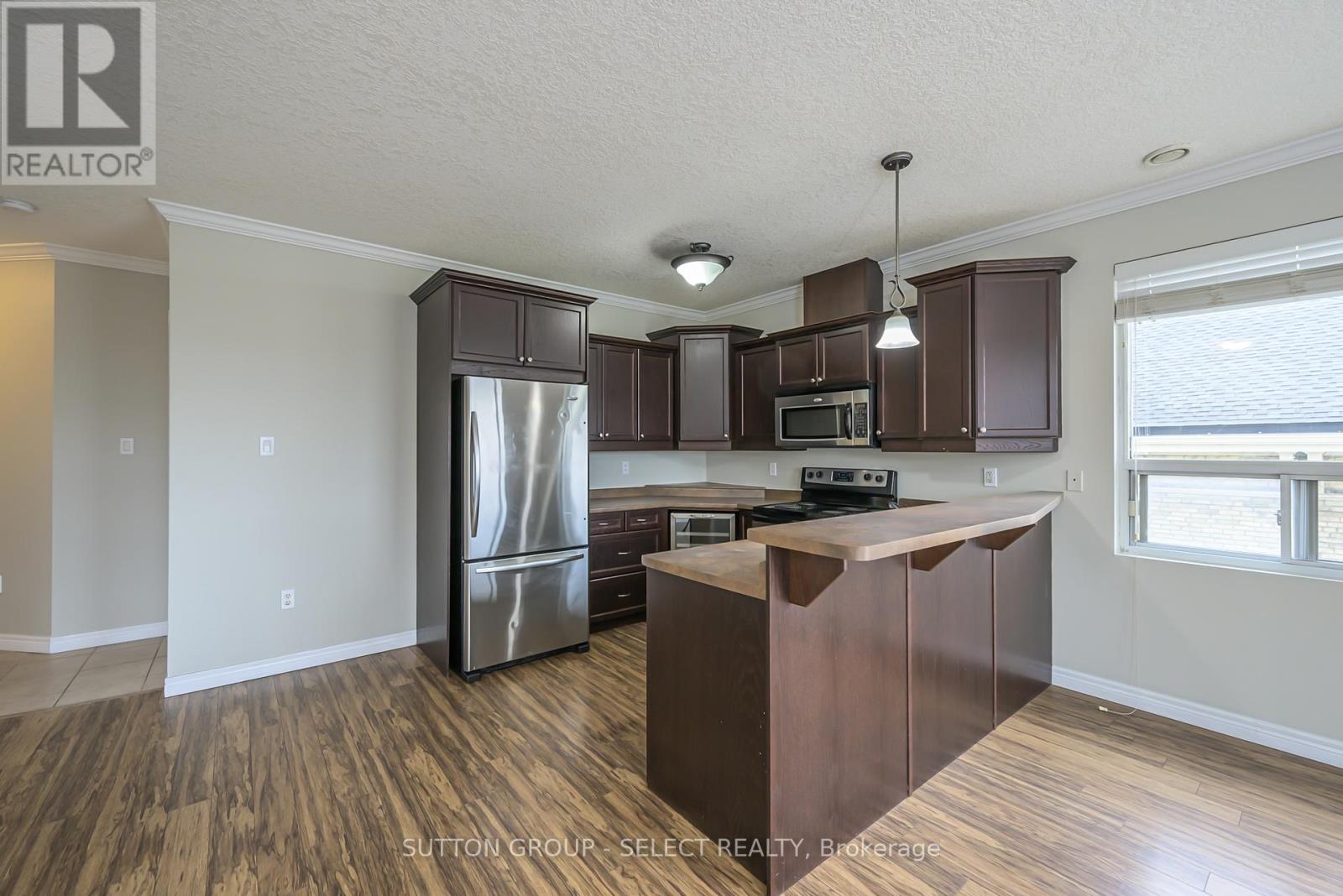 306 - 435 Colborne Street, London East, Ontario  N6B 2T2 - Photo 4 - X12185391