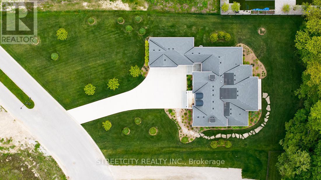 Property at 3845 DEER TRAIL image 4