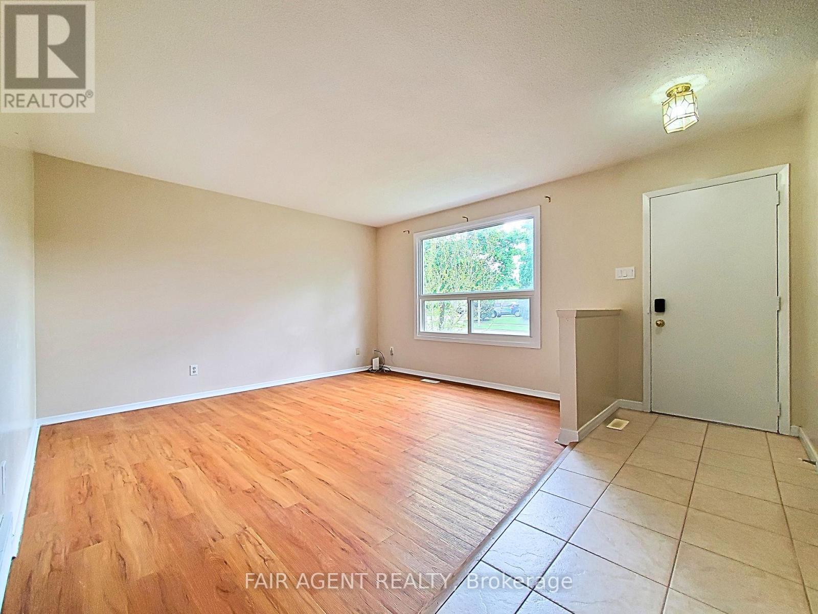 Unit B - 114 Lillian Drive, Waterloo, Ontario  N2J 4J9 - Photo 11 - X12185631