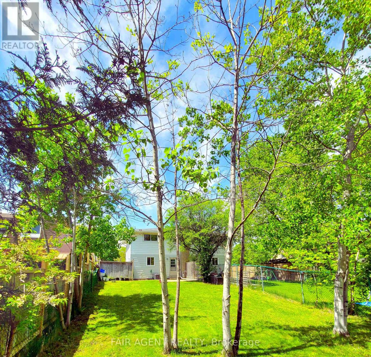 Unit B - 114 Lillian Drive, Waterloo, Ontario  N2J 4J9 - Photo 37 - X12185631