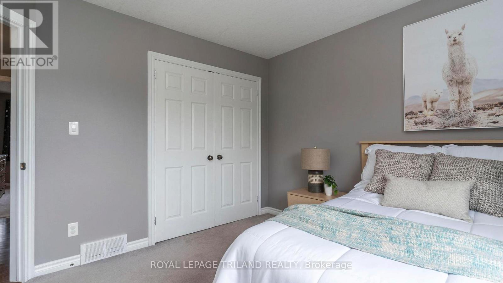 100 Optimist Park Drive, London South, Ontario  N6K 4M1 - Photo 32 - X12188350