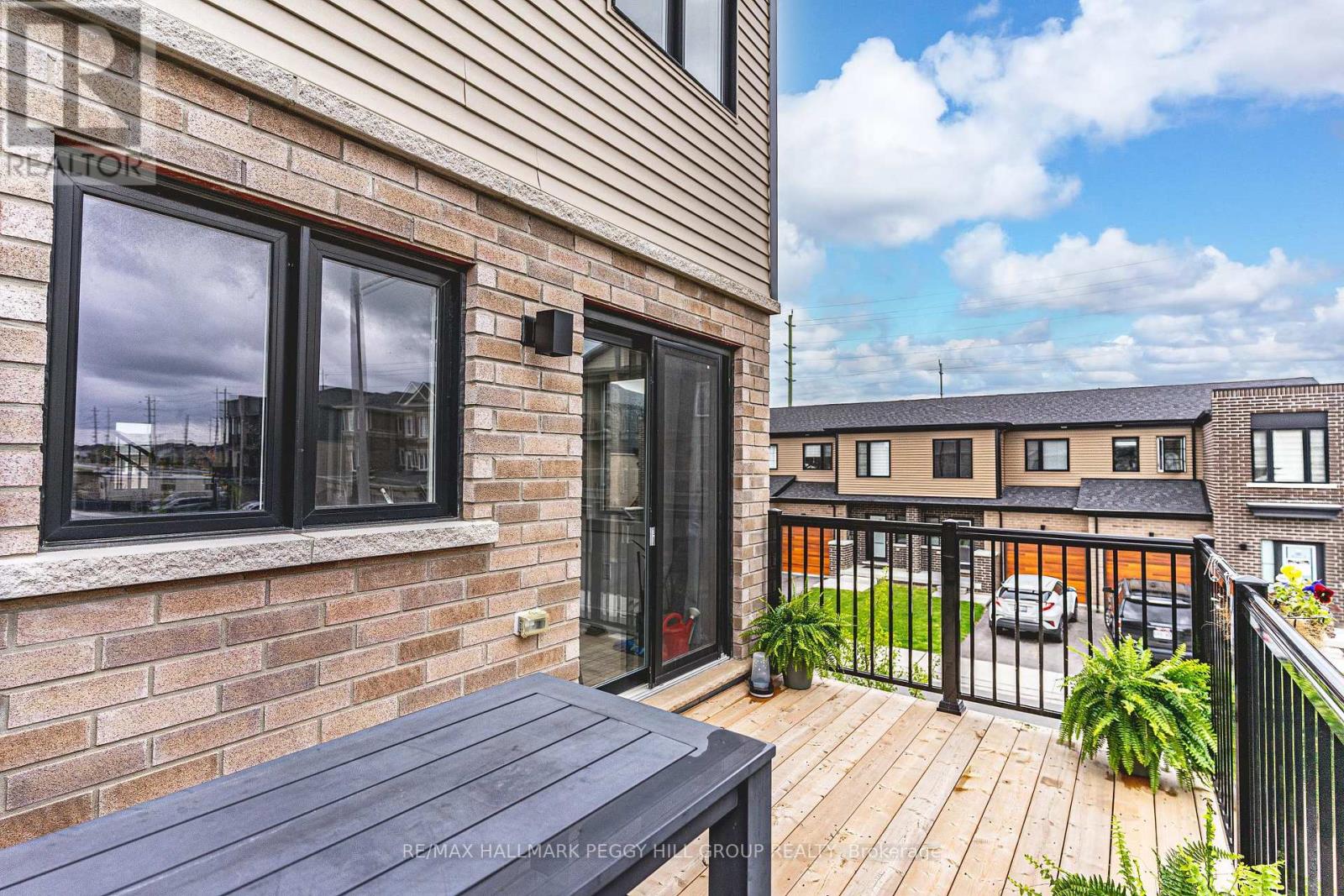30 Pumpkin Corner Crescent, Barrie, Ontario  L9J 0T6 - Photo 14 - S12108618