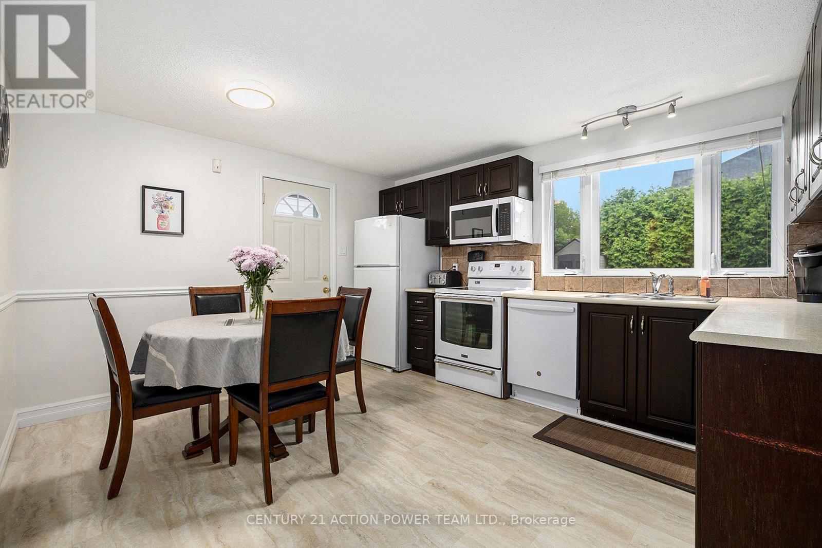 1829 Cloverlawn Crescent, Ottawa, Ontario  K1J 6V6 - Photo 14 - X12183455
