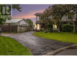 1829 CLOVERLAWN CRESCENT, Ottawa, Ontario