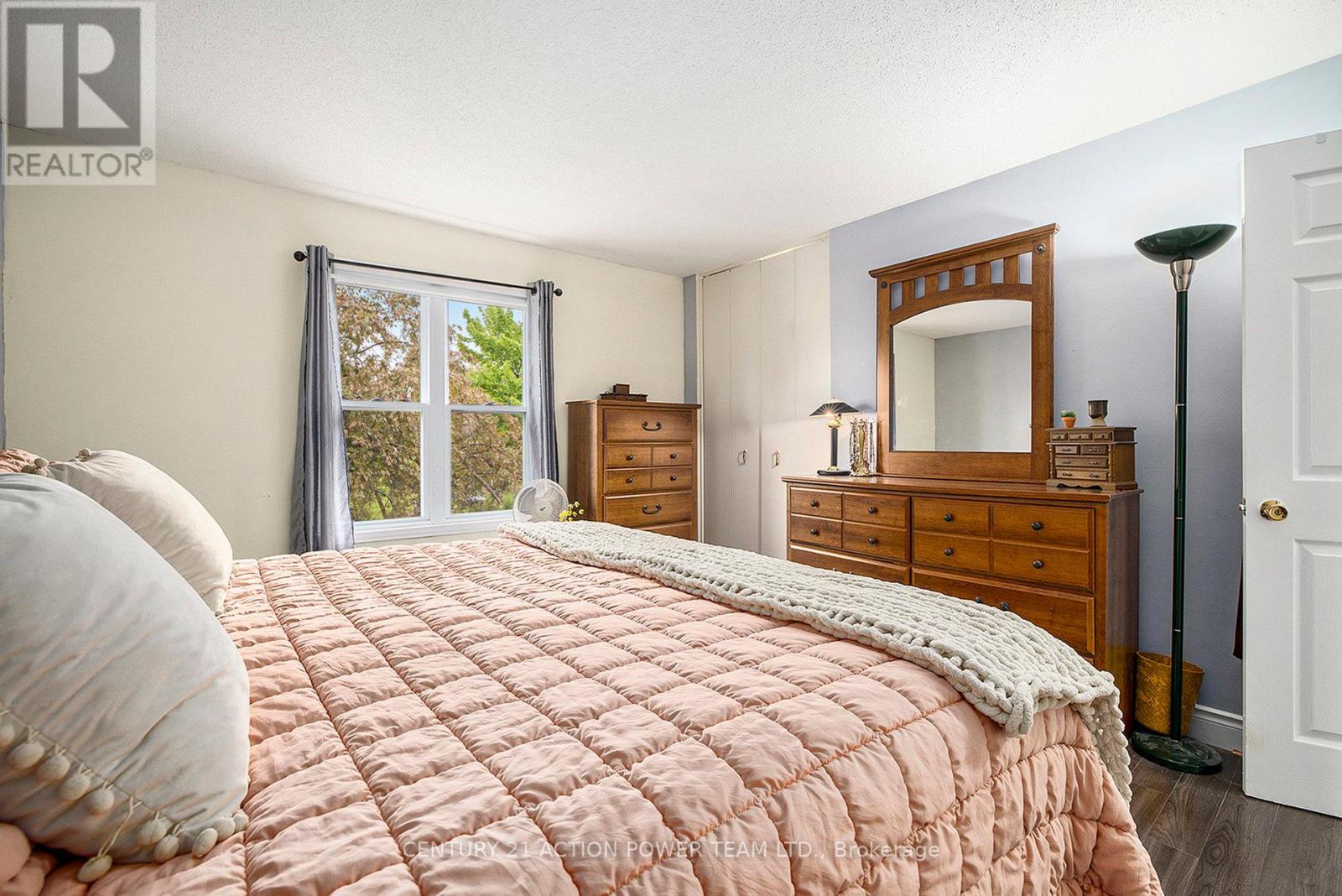 1829 Cloverlawn Crescent, Ottawa, Ontario  K1J 6V6 - Photo 20 - X12183455