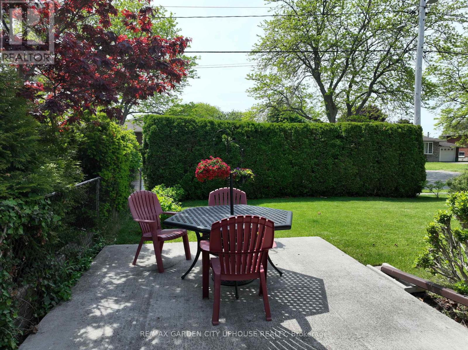 23 Baker Road, St. Catharines, Ontario  L2N 2V9 - Photo 13 - X12181983