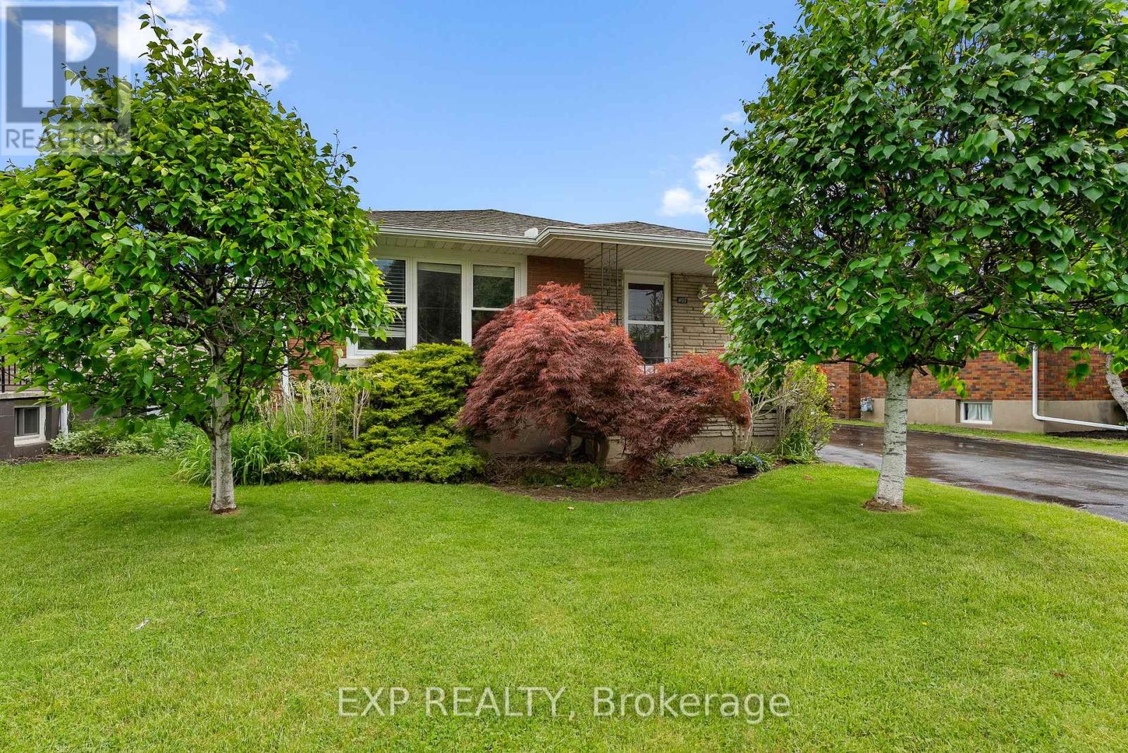 497 Sugarloaf Street, Port Colborne, Ontario  L3K 2P9 - Photo 4 - X12183984