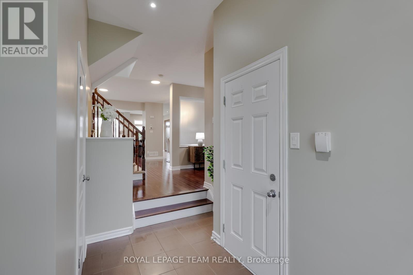 Property at 920 FLETCHER CIRCLE image 3