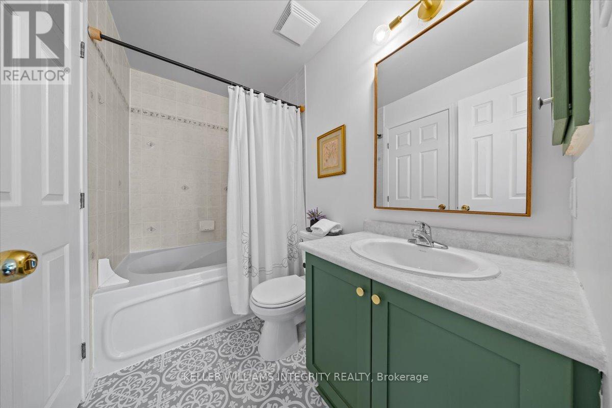 32 - 129 Wharhol Private, Ottawa, Ontario  K2H 1G7 - Photo 31 - X12185468