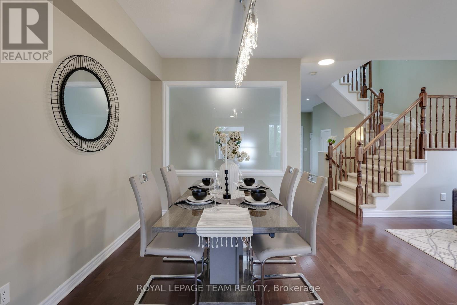 920 Fletcher Circle, Ottawa, Ontario  K2T 0B7 - Photo 15 - X12185395
