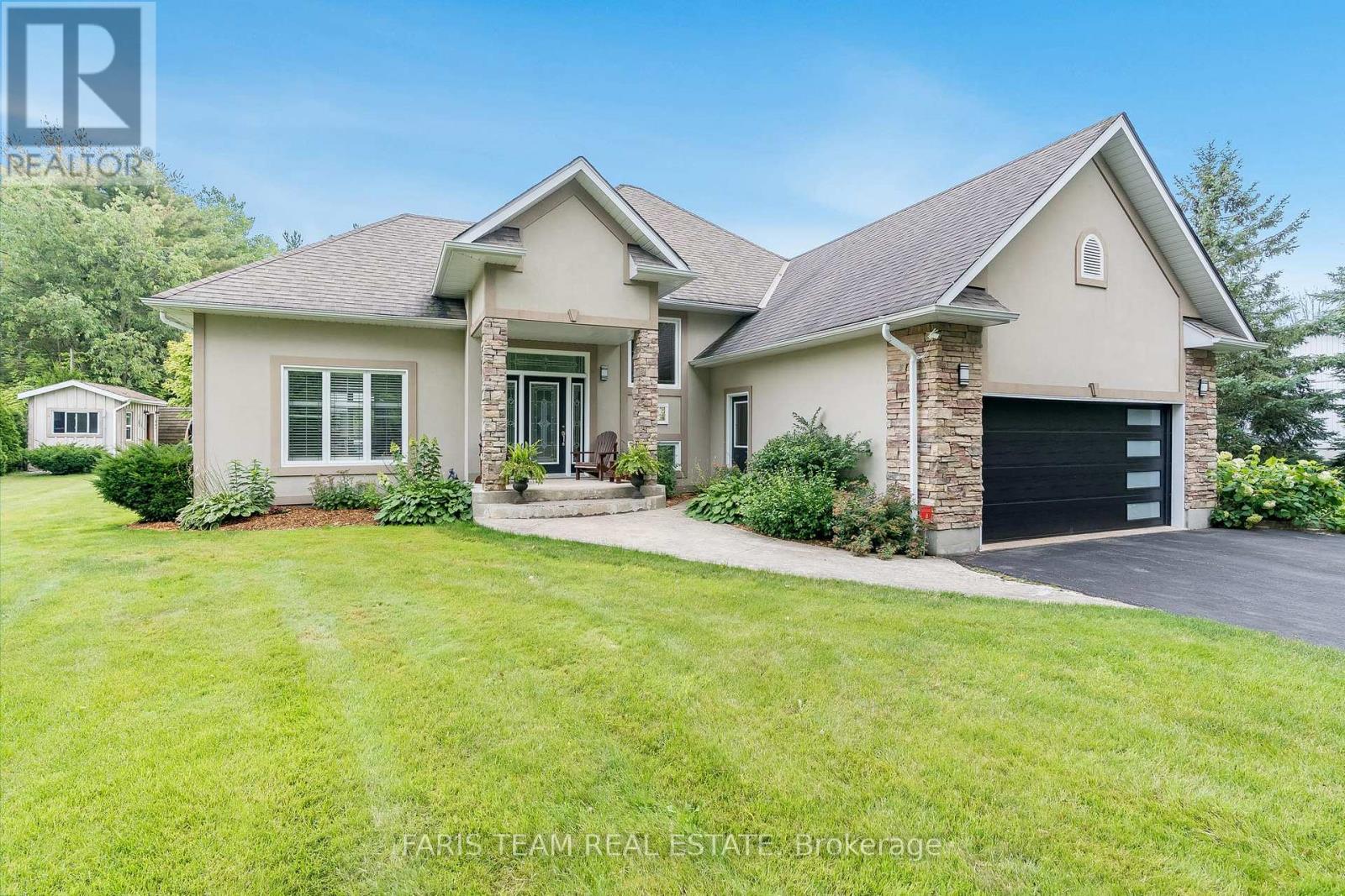 Property at 127 GOLDFINCH CRESCENT image 1