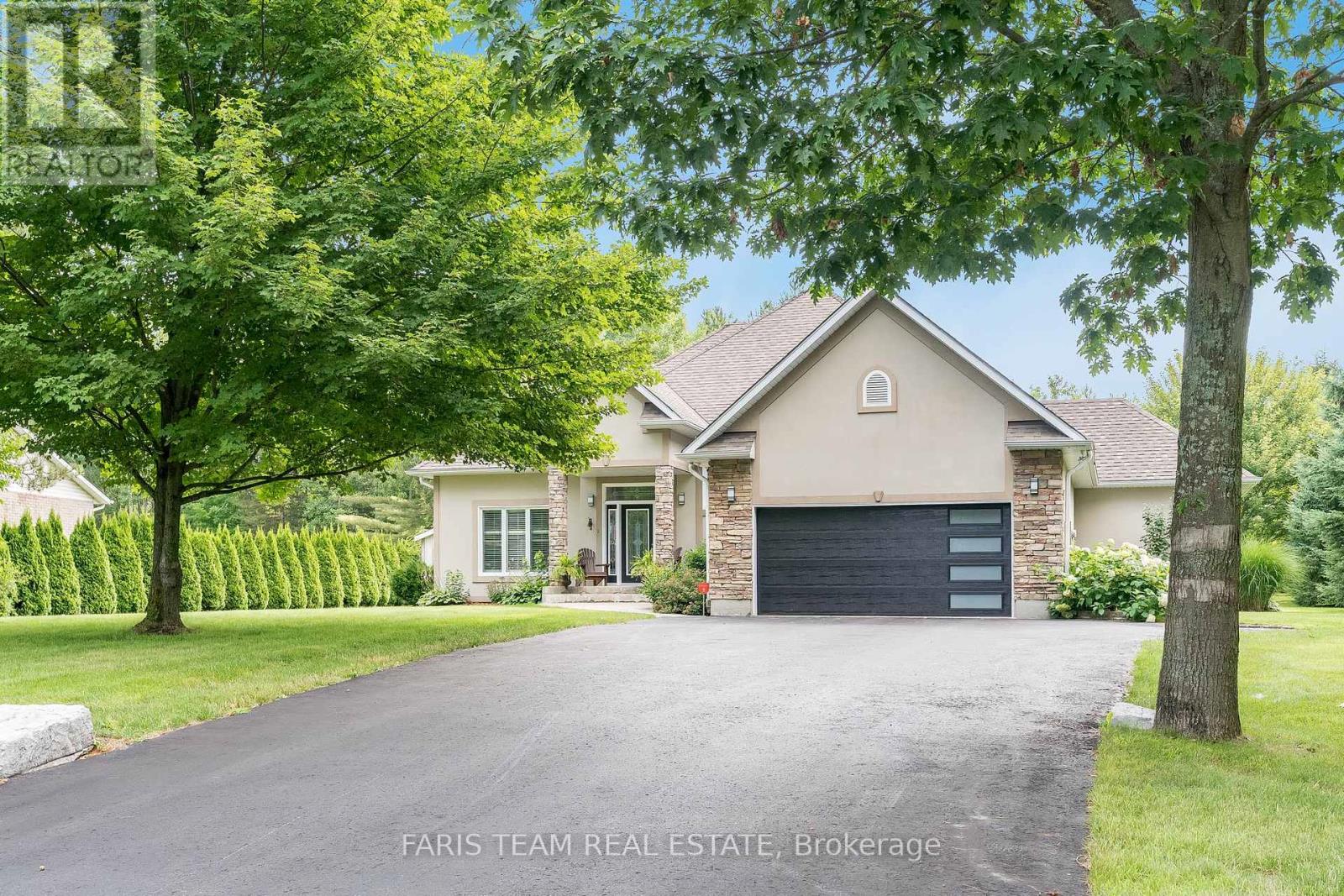 Property at 127 GOLDFINCH CRESCENT image 2