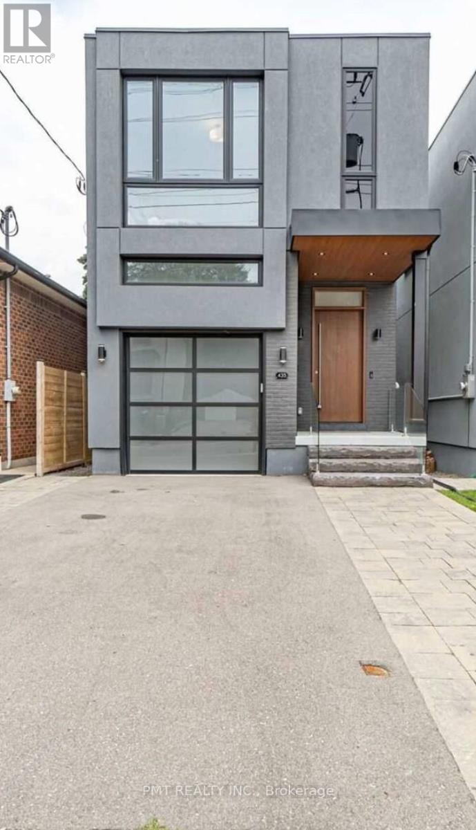 435 VALERMO DRIVE, Toronto, Ontario