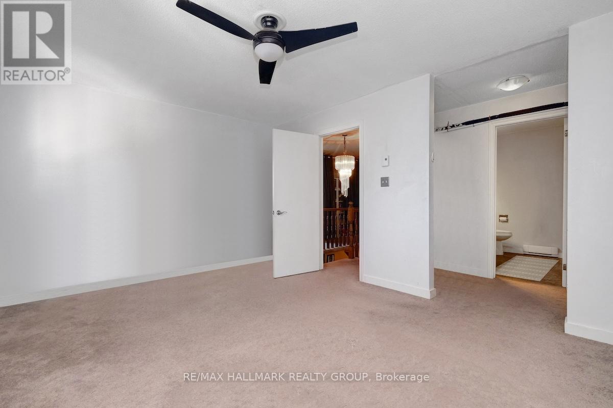 6403 Viseneau Drive, Ottawa, Ontario  K1C 5E7 - Photo 8 - X12185500