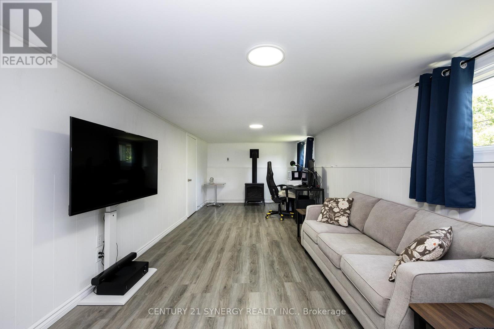 233 Allan Street, Smiths Falls, Ontario  K7A 4M9 - Photo 15 - X12185492