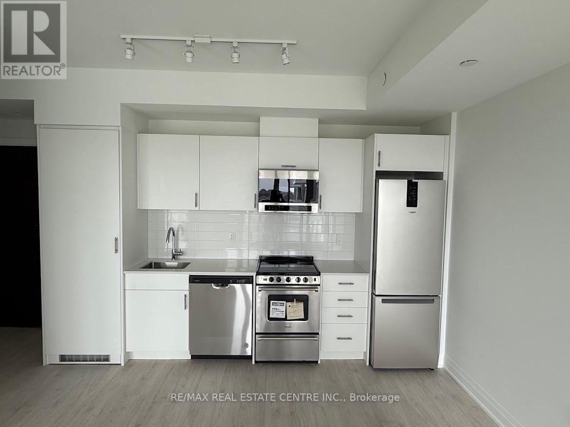 401 - 412 Silver Maple Road, Oakville, Ontario  L6H 7X8 - Photo 10 - W12185502