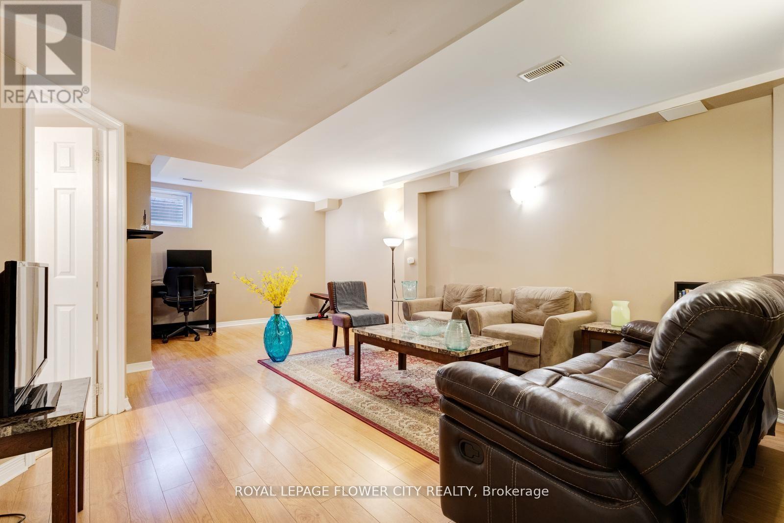 68 - 770 Othello Court, Mississauga, Ontario  L5W 1Y2 - Photo 38 - W12185506