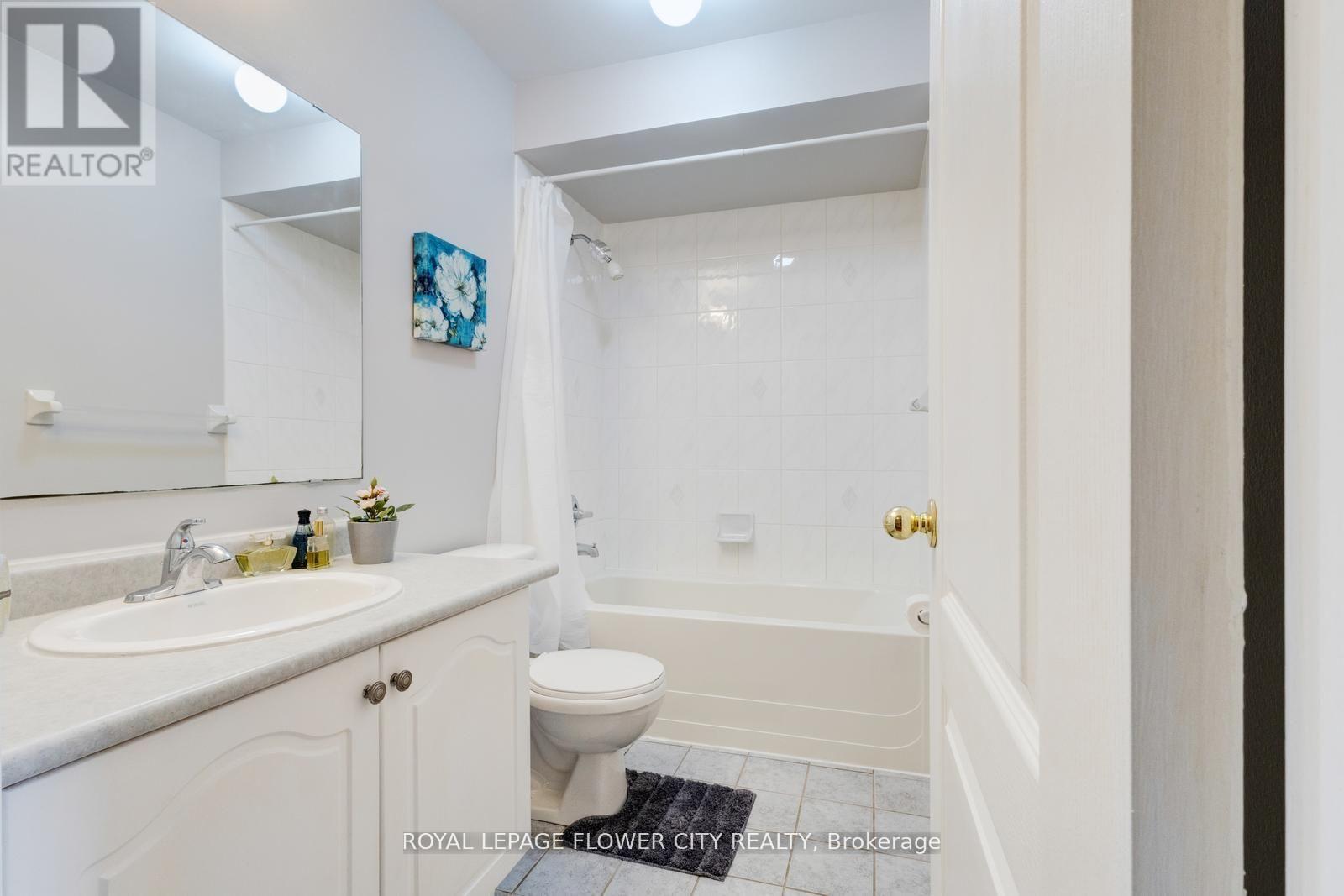 68 - 770 Othello Court, Mississauga, Ontario  L5W 1Y2 - Photo 28 - W12185506