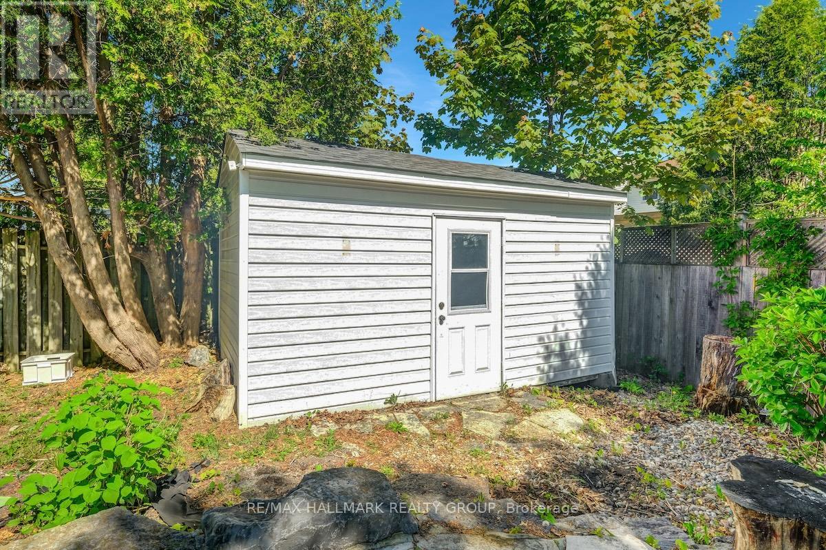 6403 Viseneau Drive, Ottawa, Ontario  K1C 5E7 - Photo 16 - X12185500